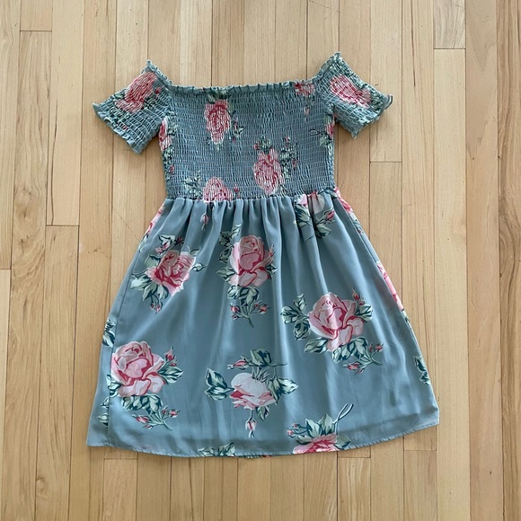 Dolly Smocked Dress in Sweetheart Sage - Picture 5 of 6